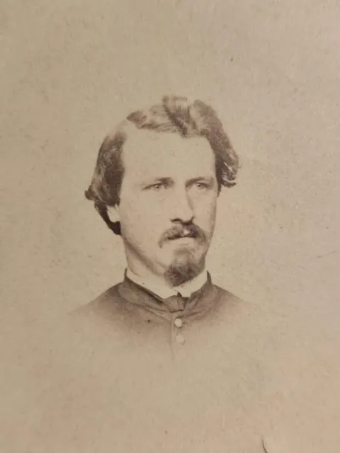 CDV of a Connecticut Civil War soldier with New Haven backmark. Bust View