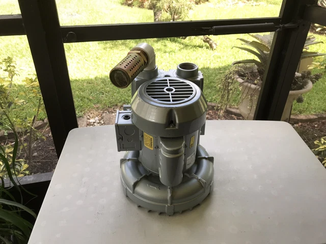 GAST Mfg. REGENAIR Model R3105-29 Blower Vacuum w / silencer.