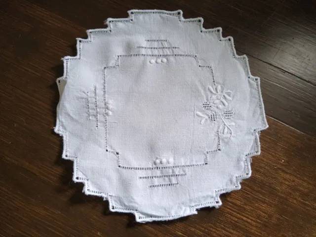 Vintage Cotton Linen Embroidery Floral White Doily 19.5x19cm