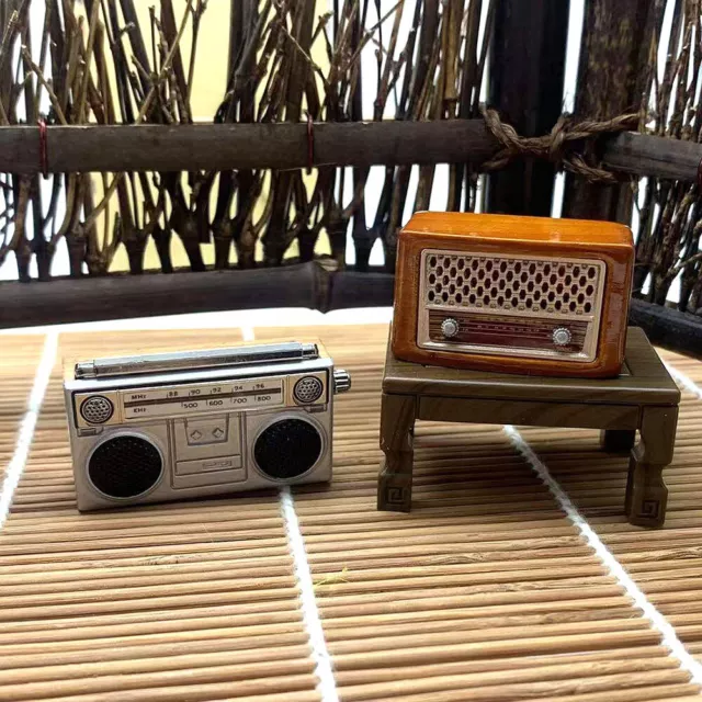 1:12 Miniature Retro Tape-recorder Dollhouse Radio Toy Model Dolls House Decor