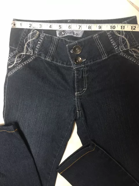Women Jeans Roy. Size 30.See Photos For Specific Measurements. Ask Me Anything.