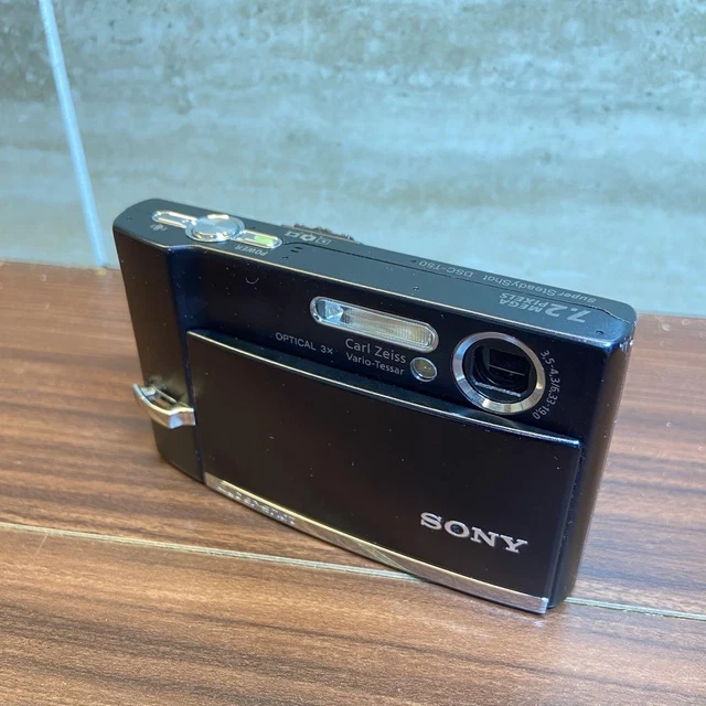EXCELLENT SONY CYBER-SHOT DSC-T50 Digital Camera silver