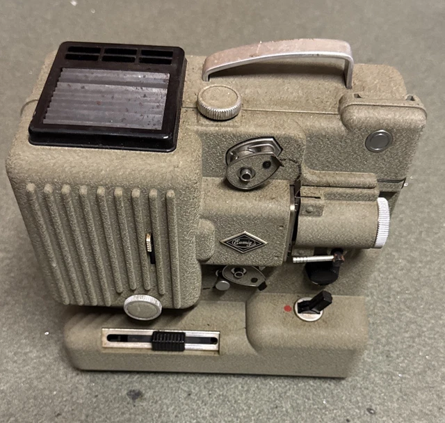 Ancien projecteur film 8 mm EUMIG Wien P8 Dual – EUpronet – zoom 1.6/15 - Photo, audio & vidéo