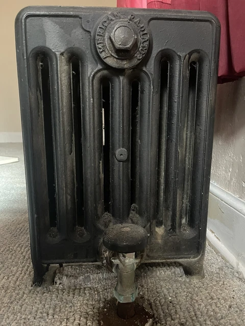 Antique Ornate cast iron radiators, seven units all EC amd working parts