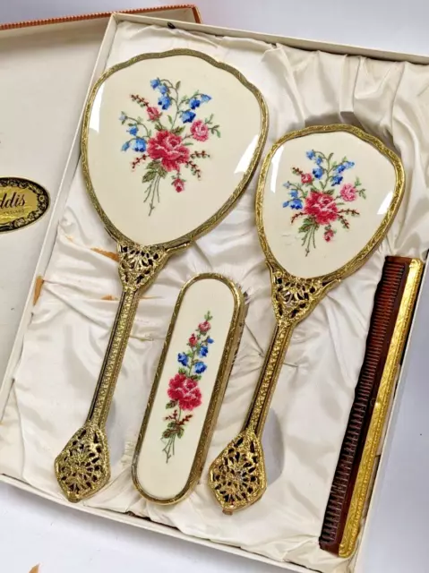 Addis 4pc Vintage Gold Tone Floral Embroidery Dressing Table Vanity Set GS2 G141
