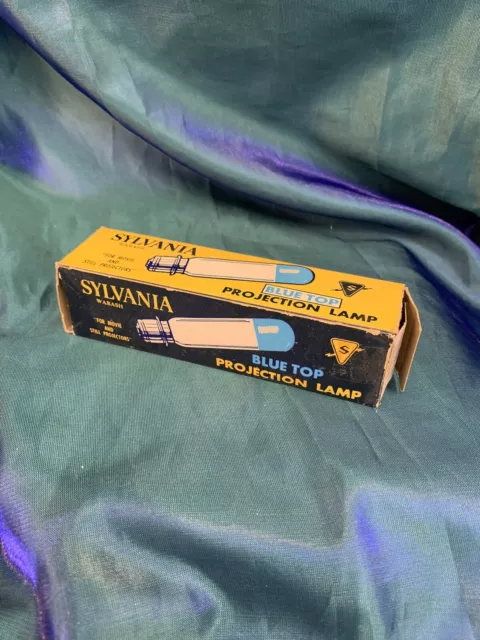Sylvania Czx/Dab C13D 115-120V 500 Projector  Bulb Lamp New Old Stock