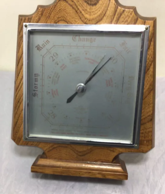 SB Shortland Bowen Aneroid Barometer and Spirit Thermometer in an Oak Case 2