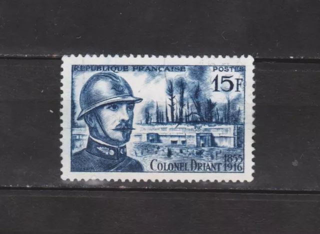 Stamp / FRANCE  1956 COLONEL DRIANT YT n° 1052 Neuf*  Très Bon Etat.