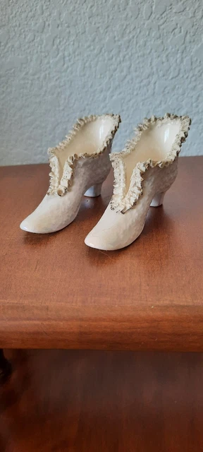 Vintage Ceramic Victorian Shoe Spaghetti Trim