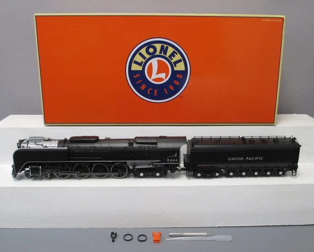 Lionel 6-82808 O Union Pacific FEF-3 Steam Locomotive w/ LEGACY #8444 LN/Box