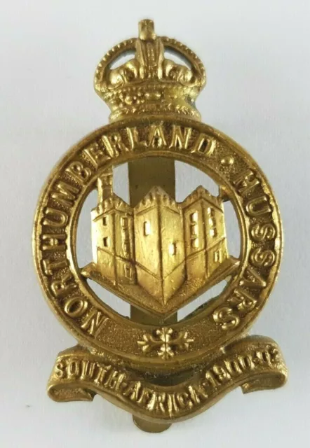 WW1 Northumberland Hussars Yeomanry Regiment Cap Badge - Slider to Rear