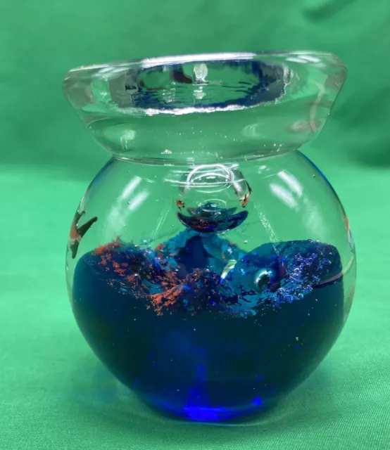 Art Glass Nautical Fish Aquarium Multiple Fish Bowl Paperweight Controlled Bubbl