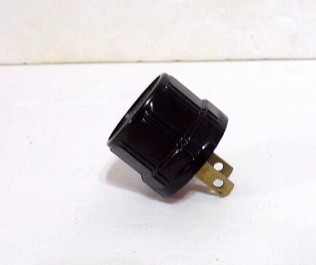VINTAGE MARUICHI 8435 Christmas Light 100W Blinker Flasher Plug LN
