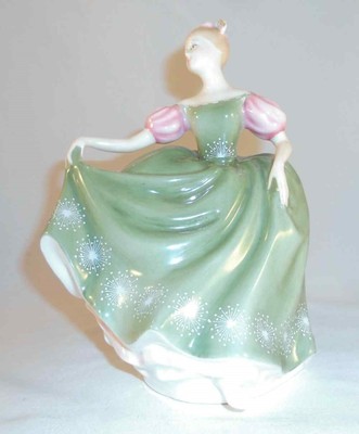 English Royal Doulton Figurine Woman Green Dress Pink Sleeves Michele HN 2234