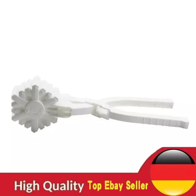 Snowflake Shape Snowball Clip Plastic with Handle Winter Sports Toys (White)