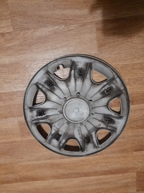 Vw  Polo Trim Hub Cap Wheel Cover, Genuine Vw Part, 14" 2