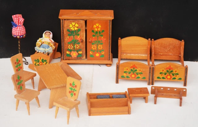 Mid Century Miniature Dollhouse Kitchen & Bedroom Dora Kuhn Mid Century Miniature Dollhouse Kitchen & Bedroom Dora Kuhn