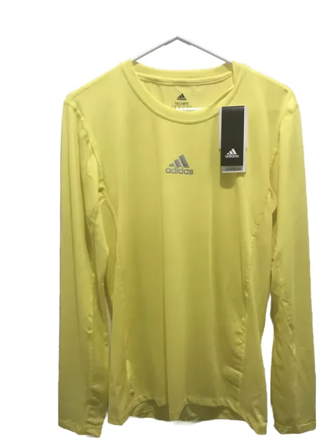 Men’s Adidas Techfit Compression Long Sleeve Shirt Size Medium Prime green