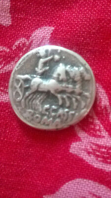 Pièce monnaie romaine en argent, Tête casquée de Roma