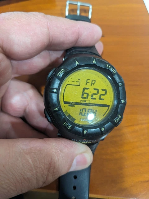 SUUNTO ALTIMAX WATCH altimeter barometer thermometer. 50.00 PicClick