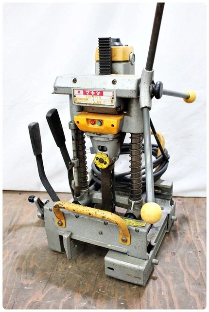 JEU D'OUTILS ÉLECTRIQUES Kakunomi mortaiseuse manuelle MAKITA 7305 100V