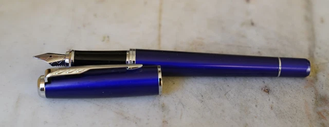 Accessoire Aérobic Avec Pieds Marches D'exercice The FIRM Fanny Lifter - Bleu/Violet - Avec 8 Pieds En Caoutchouc - Idéal Pour Le Fitness à La Maison Accessoire Aérobic Avec Pieds Marches D'exercice The FIRM Fanny Lifter - Bleu/Violet - Avec 8 Pieds En Caoutchouc - Idéal Pour Le Fitness à La Maison