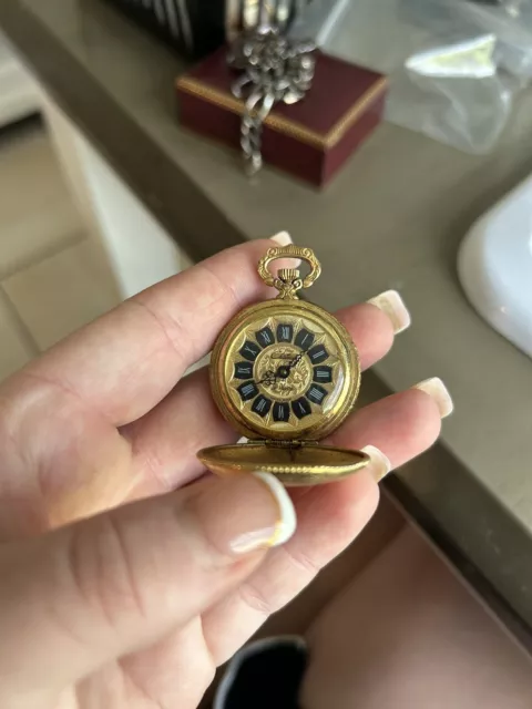 VINTAGE CHATEAU POCKET Watch By E Gluck Trading Co. For Parts Or Restore 20.00 PicClick