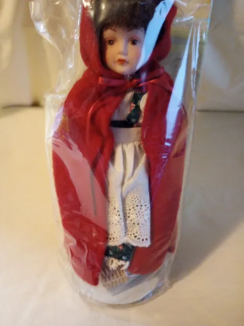 1985 Avon Fairy Tale collection Little Red Riding Hood Porcelain Doll Sealed 7"