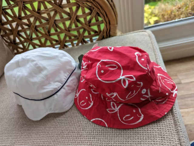 BNWTs Marks and Spencer Set of Two Baby Sun Hats 3 - 6 Months White and Red