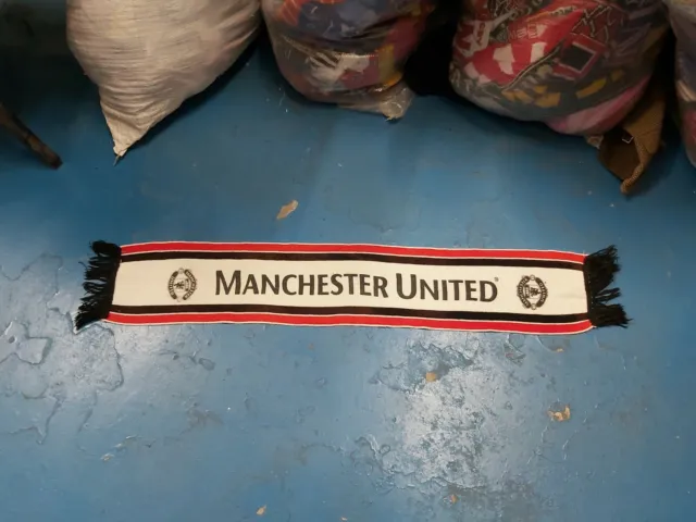 Vintage Manchester United Football Supporters Scarf