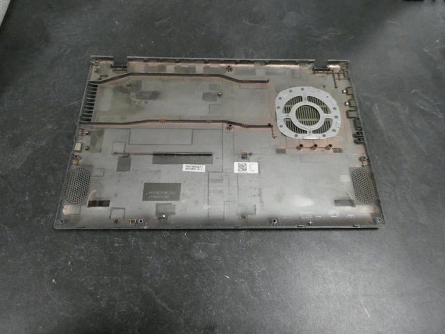 Couvercle Arrière (face Arrière) Pour Ordinateur Portable Dell Inspiron P130G002 - Pièce D'occasion En état Fonctionnel