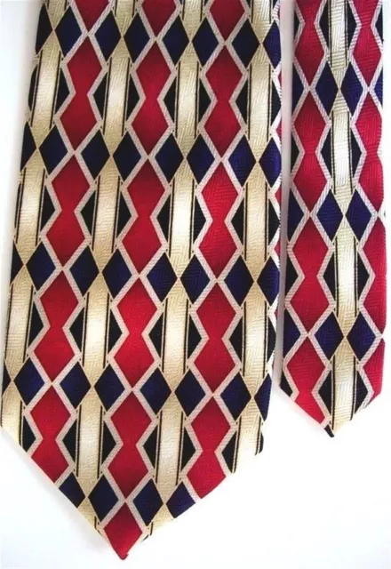 Harve Benard Men's % Silk Geometric Neck Tie Red Dark/Light Beige 3 3/4" x 60"
