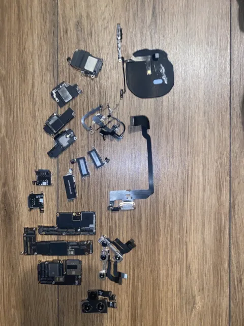 iPhone Parts (Job Lot)