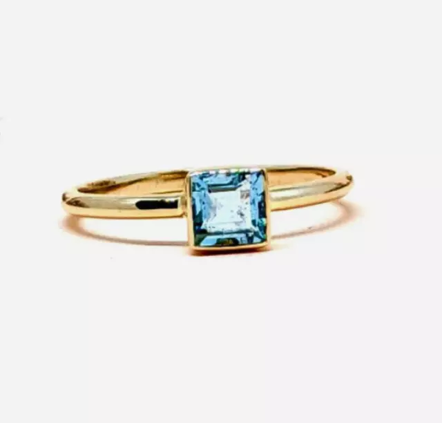 5mmBezel Set Aquamarine Cut Gemstone Solid 18K Yellow Gold Engagement Ring