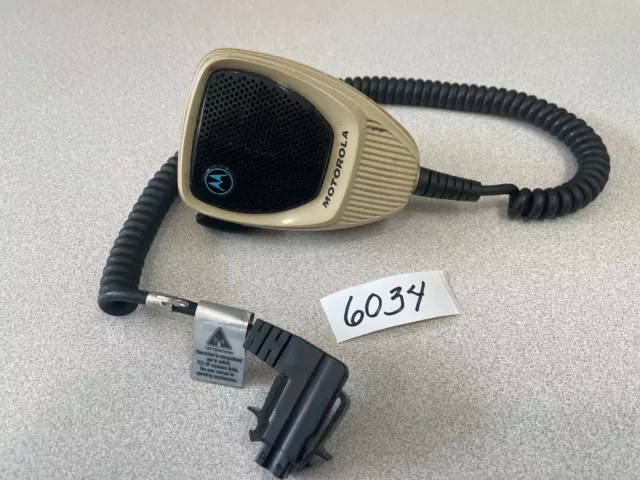 Motorola Astro Spectra Palm Two Way Radio Microphone HMN1081ASP01