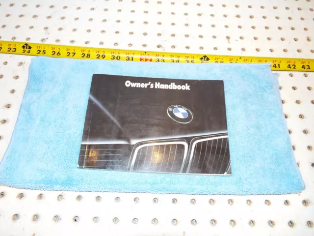 Genuine BMW 1990 E32 sedan Orginal 735i 735i 750iL owner's  OEM 1 Handbook only