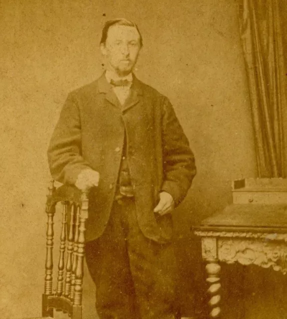 CDV Carte De Visite antique portrait gentleman Victorian chair desk #41 fashion