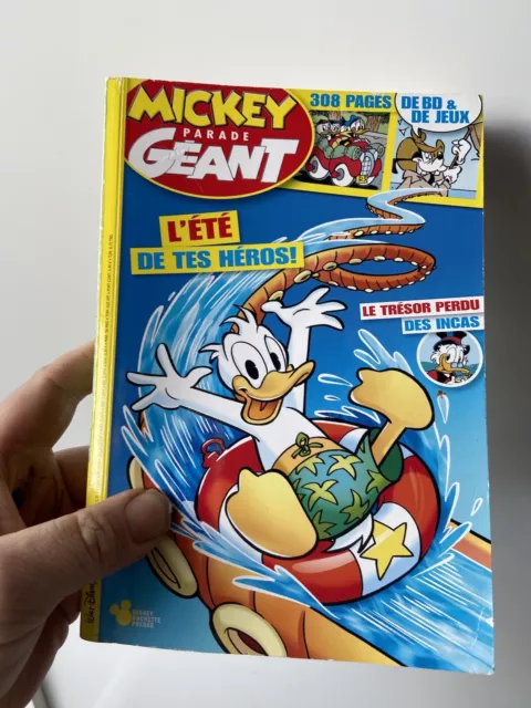 Livre Mickey Parade Géant 371