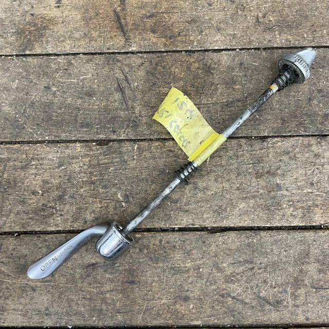 Vintage Shimano 600 Tri Color Rear Skewer 126 Quick Release QR Race Bike Eroica
