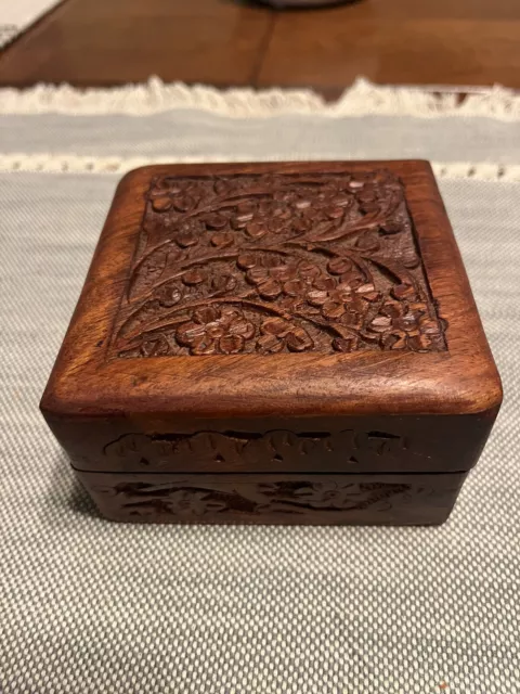 Vintage Hand Carved Wooden Jewellery/Trinket Box Floral Design Made In India