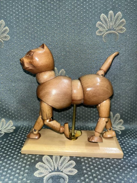 Estatuilla de madera modelo gato maniquí de artista