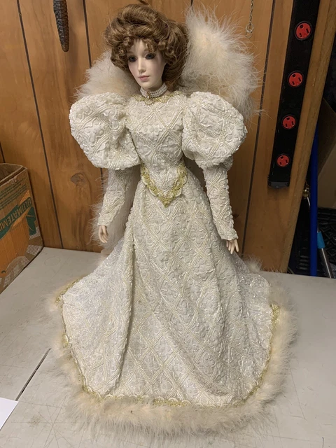 Franklin Mint Porcelain Doll -Tatiana- Princess of Imperial Ice Palace.