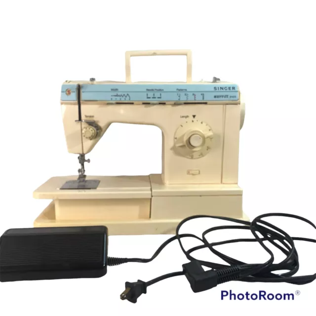 Singer Sewing Machine Merritt 5405