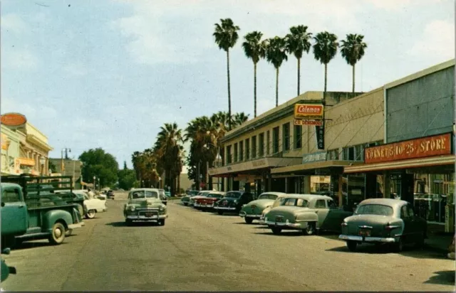 Vintage 1950s HEMET California Postcard "Harvard Street" Downtown Scene / Unused