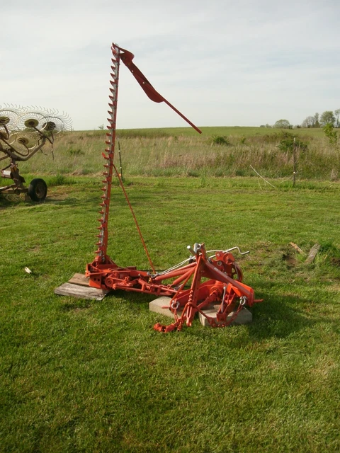 7' Allis Chalmer 3point belt driven mower{Best Equipment & Cheapest shipping}