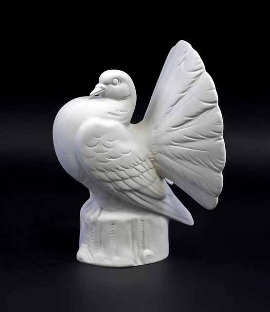 9942549-D PORZELLAN FIGUR Vogel Pfauen-Taube Zuchttaube weiß Bisquit ...