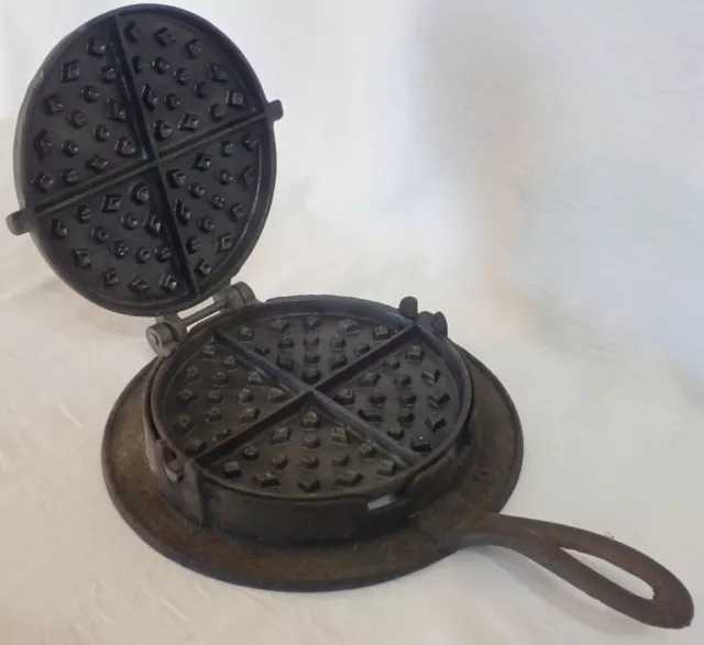 VINTAGE CAST IRON WAFFLE MAKER w/ HEARTS & DIAMONDS PATTERN w/ BASE