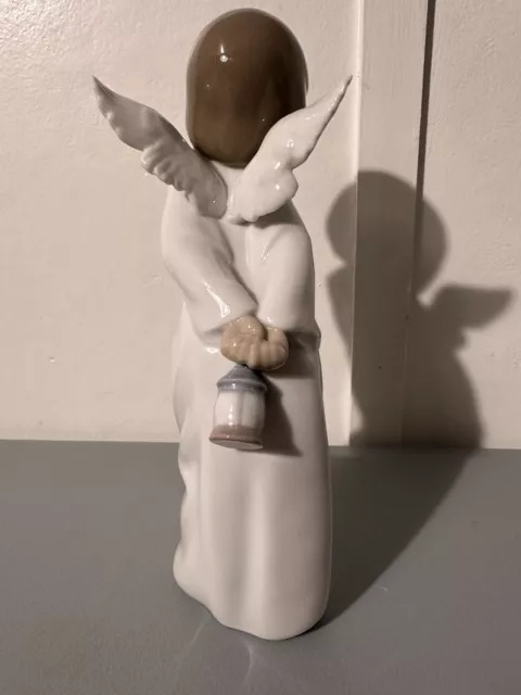 Curious Angel Lladro Porcelain Figurine #4960 Excellent Condition 3