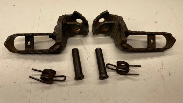 1983 Honda CR250R CR250 CR480R CR480 Left Right Foot Peg Pegs Footpeg Step Arm