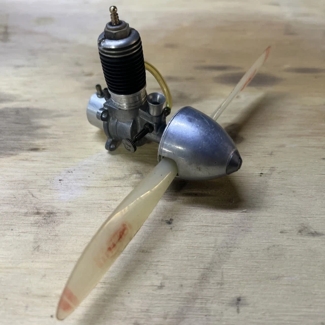 Vintage mel anderson royal baby spitfire .45 model tether line engine NICE RARE Vintage mel anderson royal baby spitfire .45 model tether line engine NICE RARE